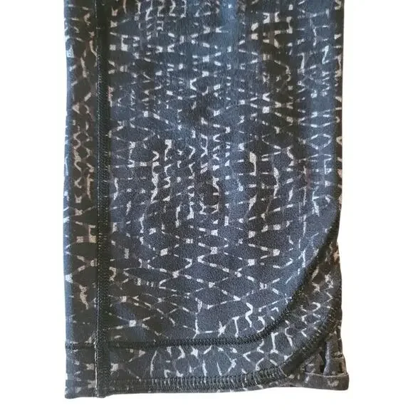 Lululemon True Self Crop II Samba Snake Battleship Black Leggings,  Yoga Pilates - Picture 11 of 16